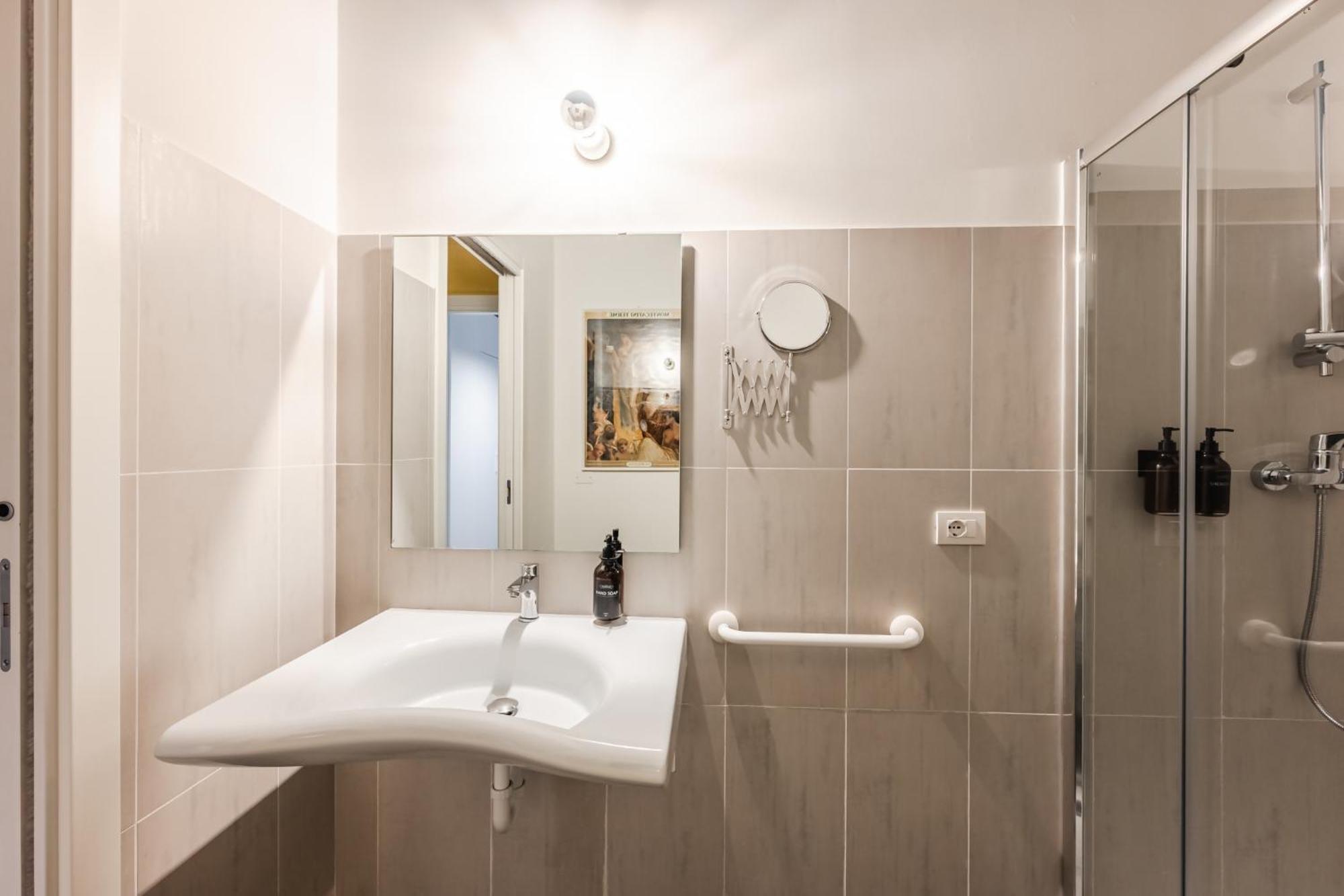 Infinity Suite Verona Free Parking Ngoại thất bức ảnh